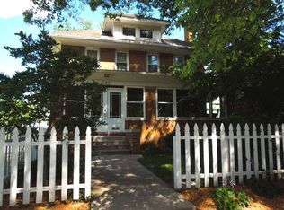 342 S 4th St, Pekin, IL