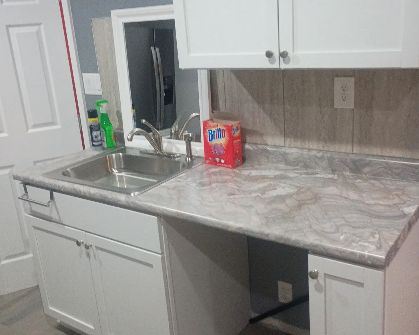2 bed, 851 sqft, $1,200 — Photo 3