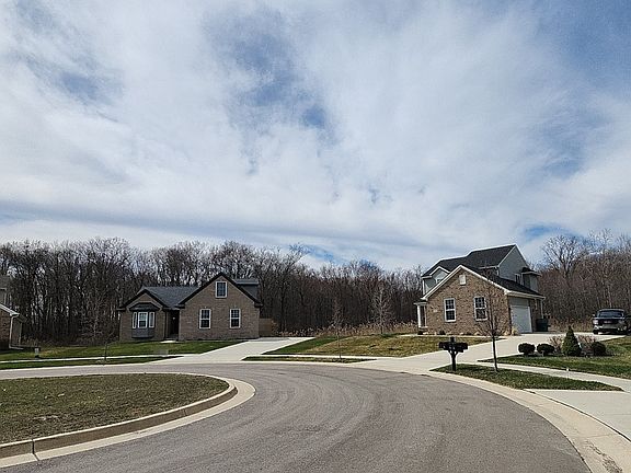 5th image of 13567 Chester Ct Unit 48
