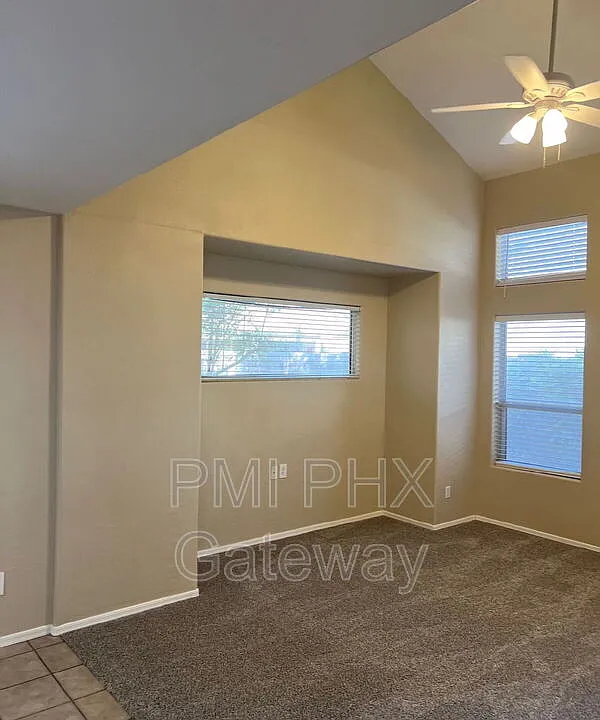 1152 S Marie Ct