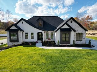 542 E Lakewood Dr, Canal Fulton, OH