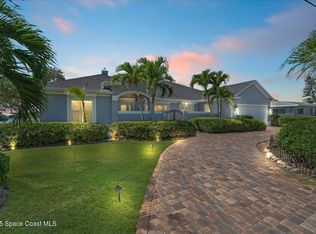 110 W Bay Dr, Cocoa Beach, FL 32931