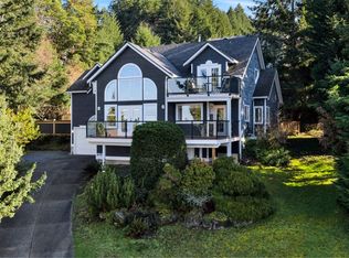 6054 Chippewa Rd, North Cowichan, BC V9L5P5
