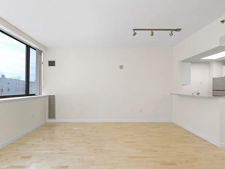 169 Monsignor Obrien Hwy #304 — Photo 8