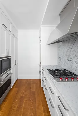 Rented by Douglas Elliman | media 17