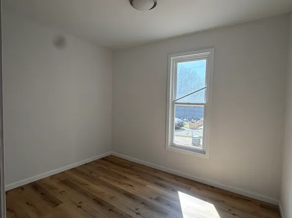 3705 W Hilda Pl, Milwaukee, WI 53215