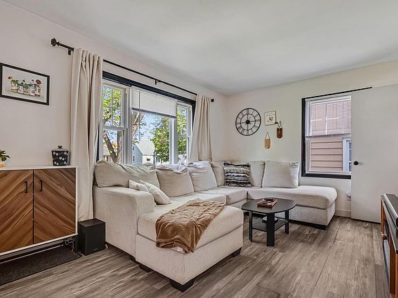 4th image of 3235 N 77th STREET