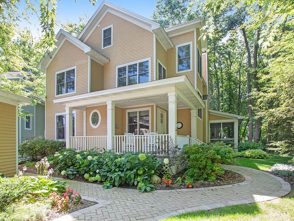 1st image of 76320 Haven Dr