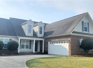 145 Victory Dr, Raeford, NC 28376