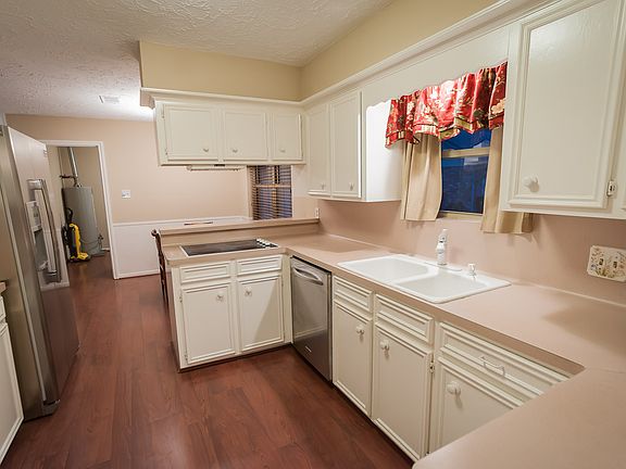 2nd image of 13111 Tall Forest Dr