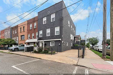 2 Egan Court