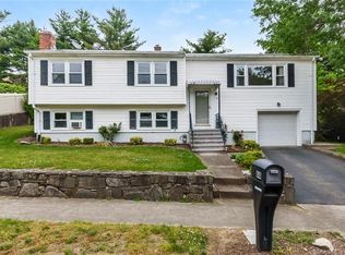 84 Martha Pl, Bridgeport, CT 06606