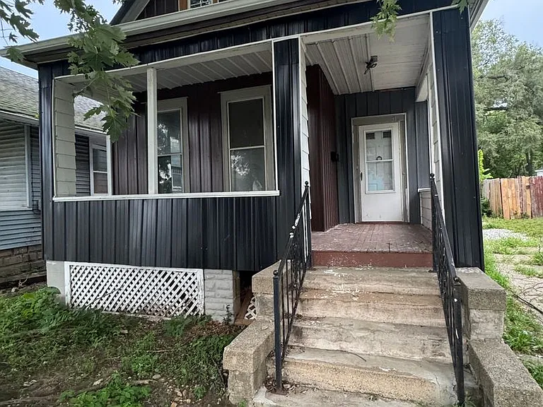 315 W Nebraska Ave — Photo 4