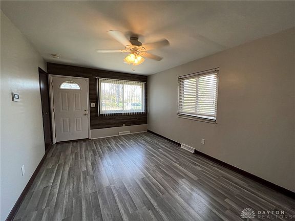3rd image of 726 Mia Ave