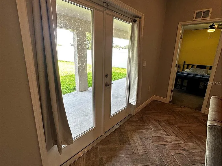 262 Lake Mariana Pl — Photo 18