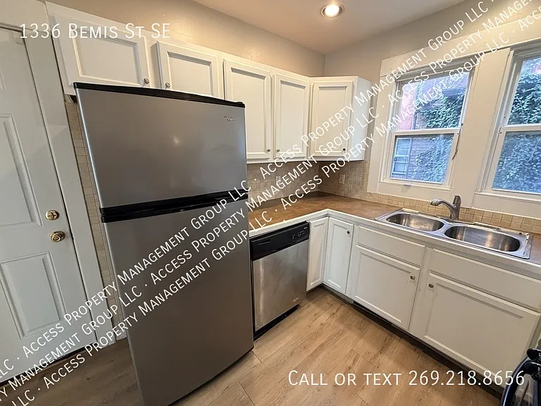 1336 Bemis St SE — Photo 13