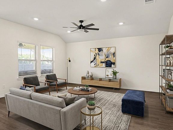 2nd image of 1207 Honeysuckle Dr