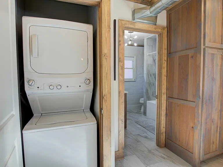 2106 S Cincinnati Ave — Photo 20