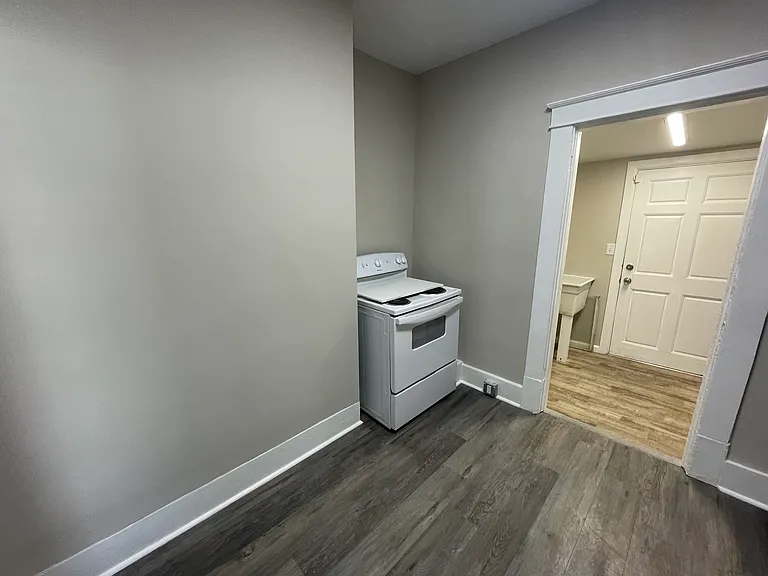 3405 Tarlton Ave — Photo 5