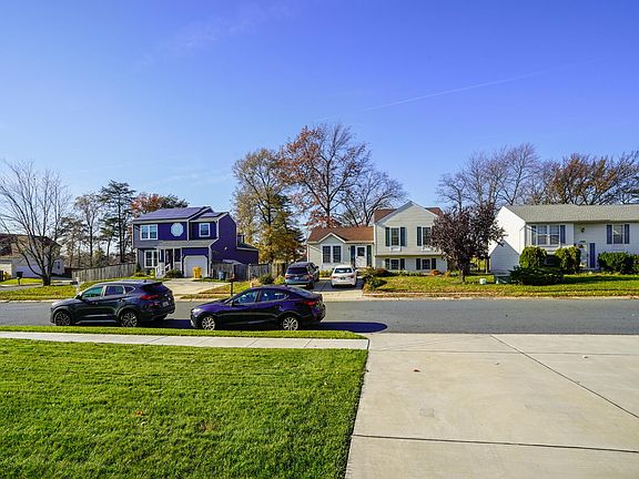 3rd image of 7903 Evesboro Dr