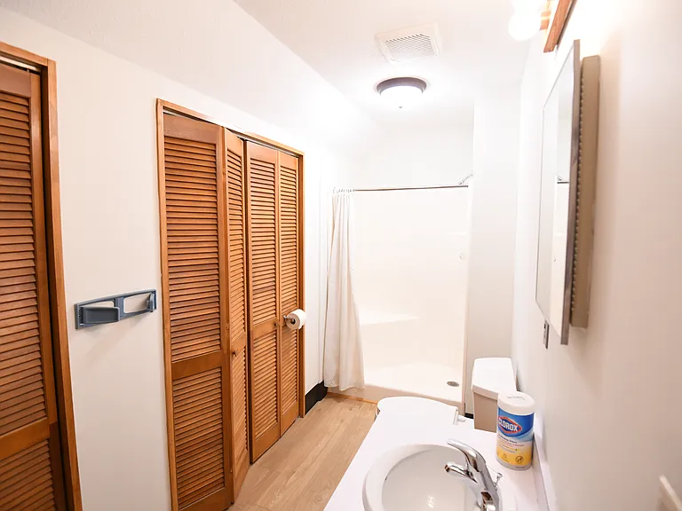 1302 Noble St #3A — Photo 13