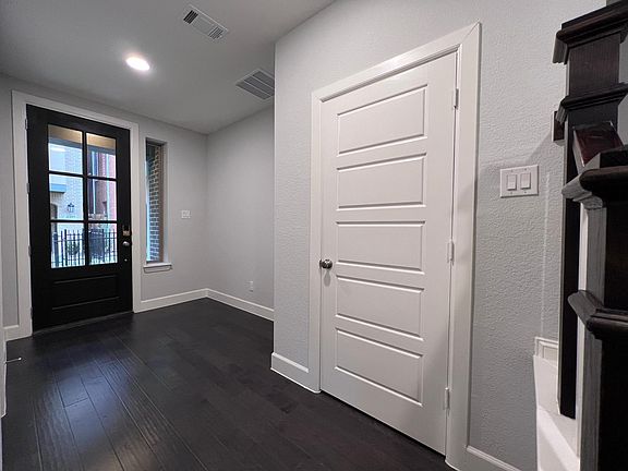 4th image of 1338 Branchwood Pl