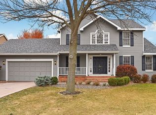 13634 Essex Ct, Eden Prairie, MN 55347