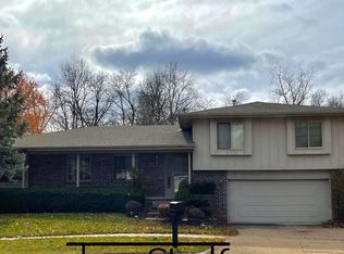 7024 Sheridan Cir, Urbandale, IA 50322