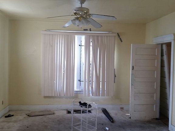 5th image of 128 Tyler St