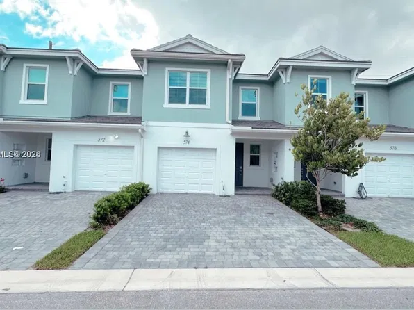 574 Parsons Way, Deerfield Beach, FL 33442