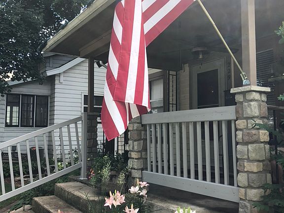 3rd image of 229 Wilson Ave