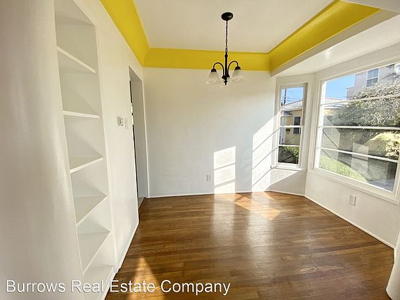 3rd image of 36 S Anacapa St