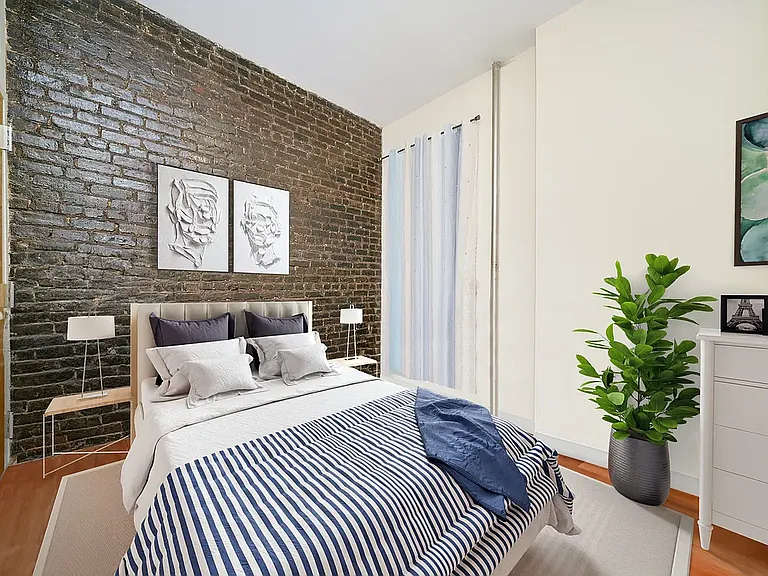 945 Saint Nicholas Ave #1D — Photo 8