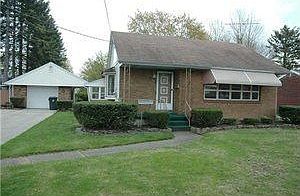 2nd image of 749 Barrally St