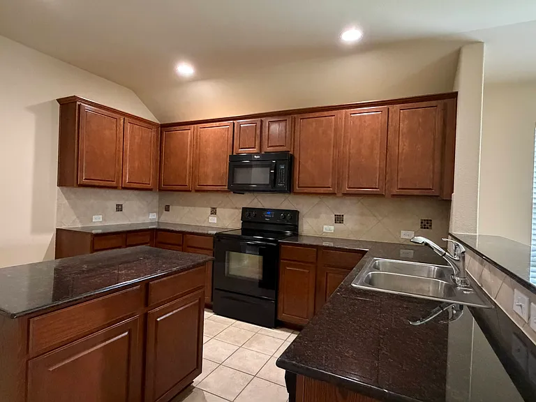 2774 Waterfall Ln — Photo 13