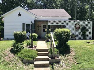 102 E Union St, Virginia, IL 62691