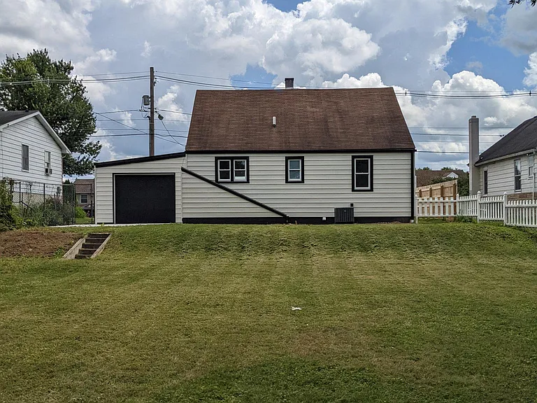 861 Stouffer Ave — Photo 13