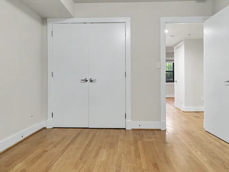 1300 K St SE #103 — Photo 19