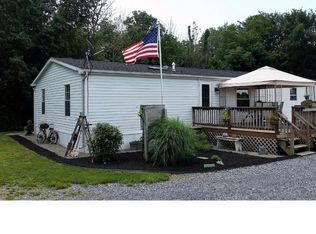 301 Bloody Spring Rd, Bernville, PA 19506