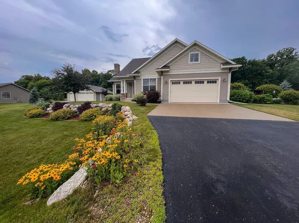 815 E Scharf Ave, Vergas, MN 56587