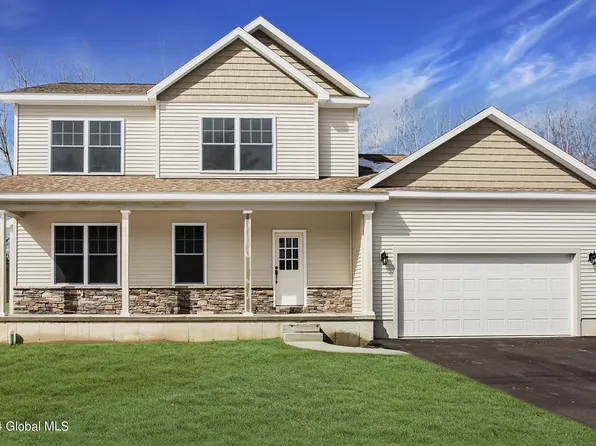 129 Lemont Avenue, Corinth, NY 12822