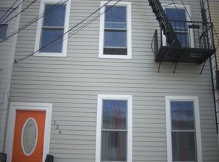 136 Van Horne St APT 3, Jersey City, NJ 07304