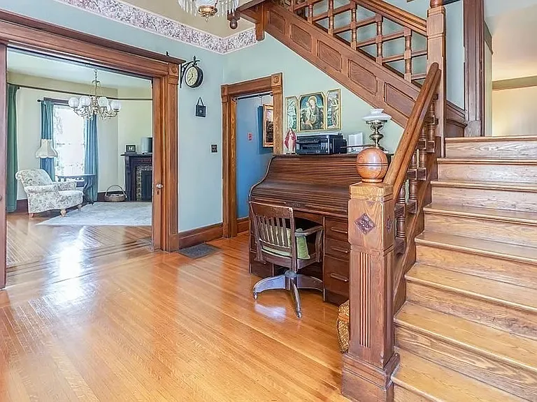 161 Florida St — Photo 3