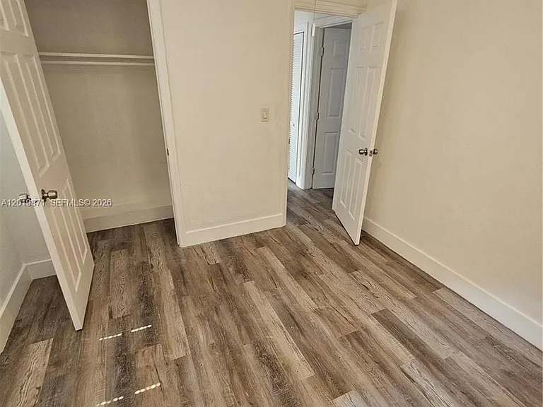 2030 Taylor St #2030 — Photo 10