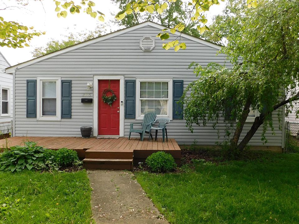 1st image of 2995 Hiawatha St