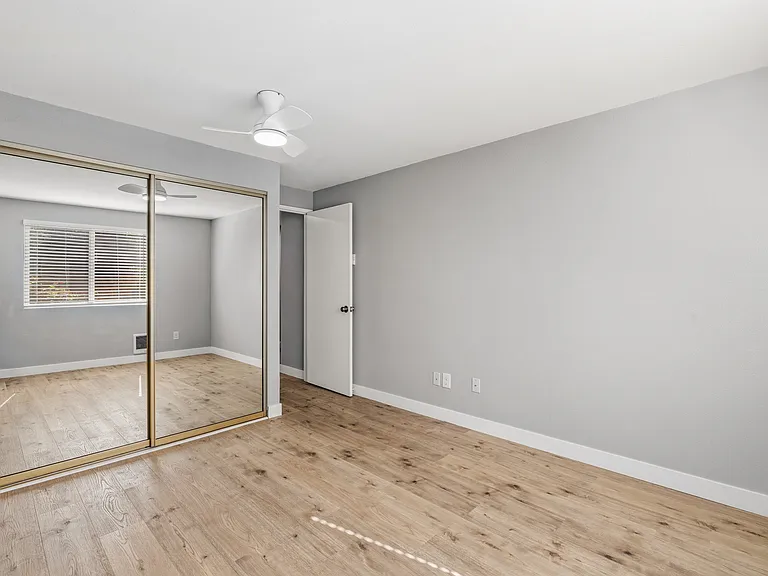 3408 I St NE #L103 — Photo 13