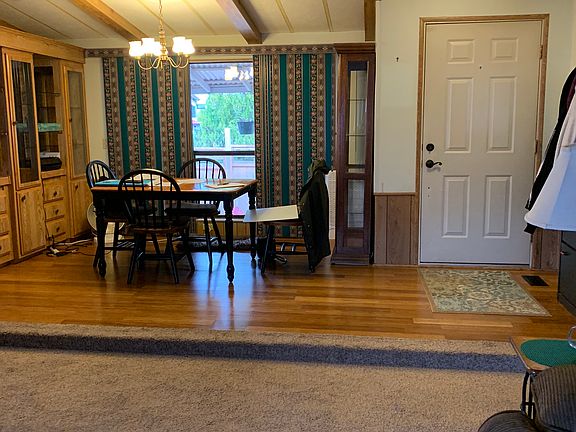 Front door & Dining room