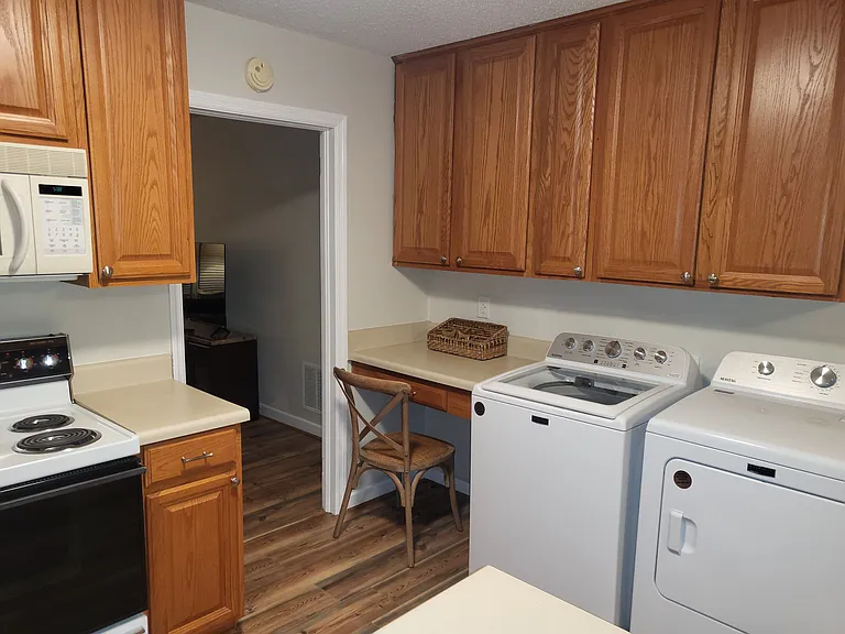 1604 Dalloz Rd #B — Photo 4