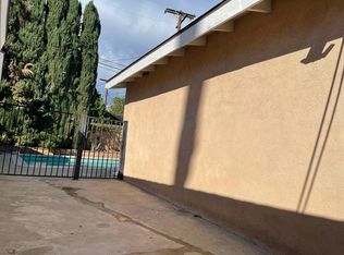 7400 Moorcroft Ave, Canoga Park, CA 91303