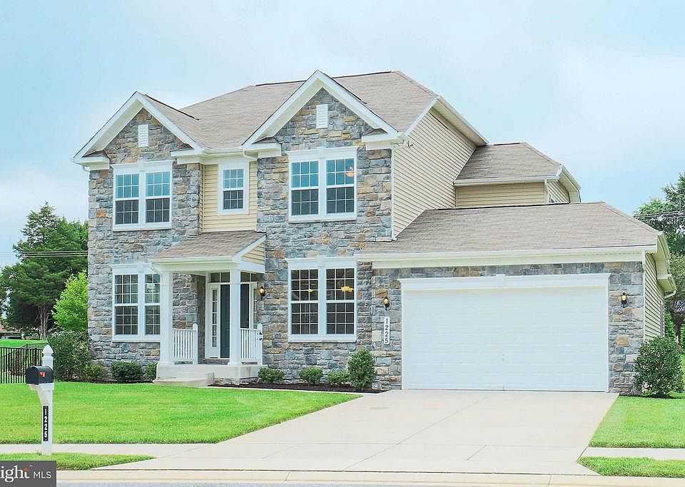 1st image of 1225 Plowman Way
